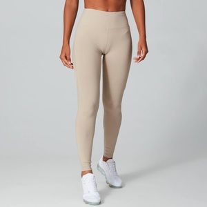MyProtein Athletic Frauen Shorts XS gold Fitness Hose tights Leggings Woman MP MyProtein Athletic Frauen Shorts XS gold Fitness Hose tights Leggings Woman MP